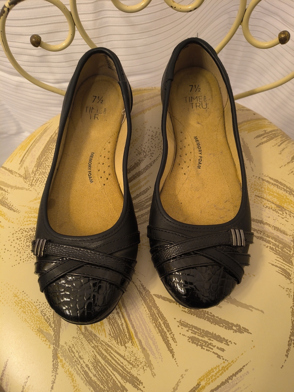 Time and Tru Black Women's Faux-Croc Ballet Flats